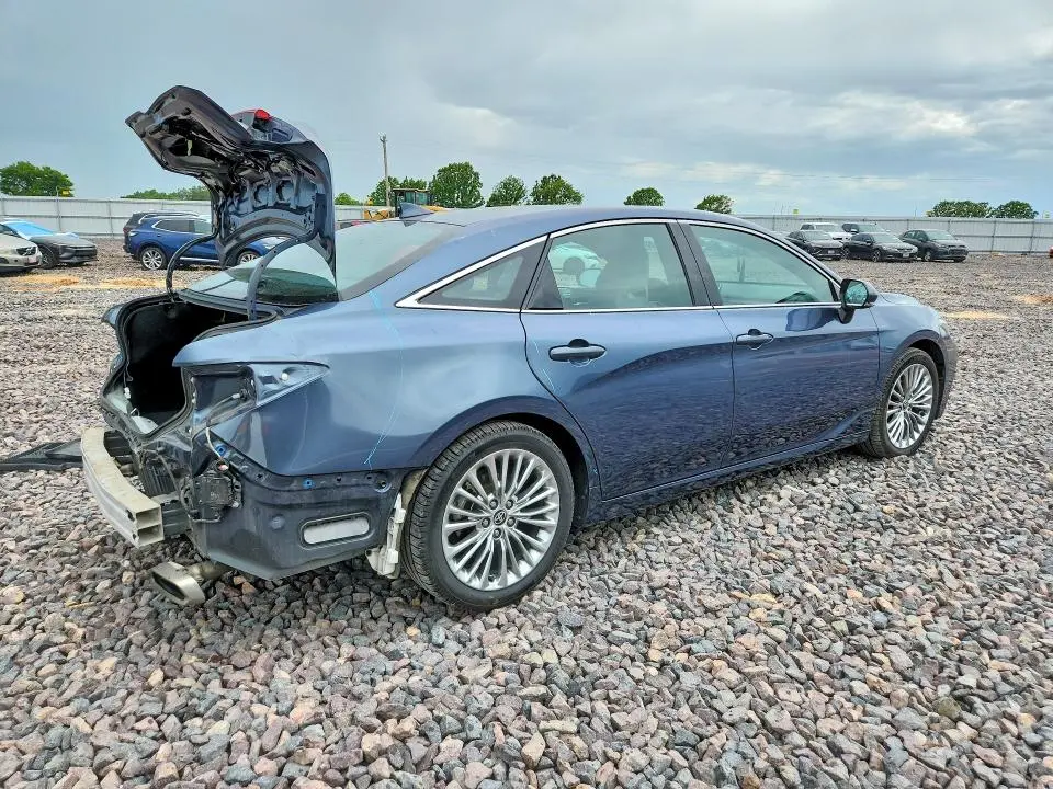 2021 TOYOTA AVALON LIMITED  