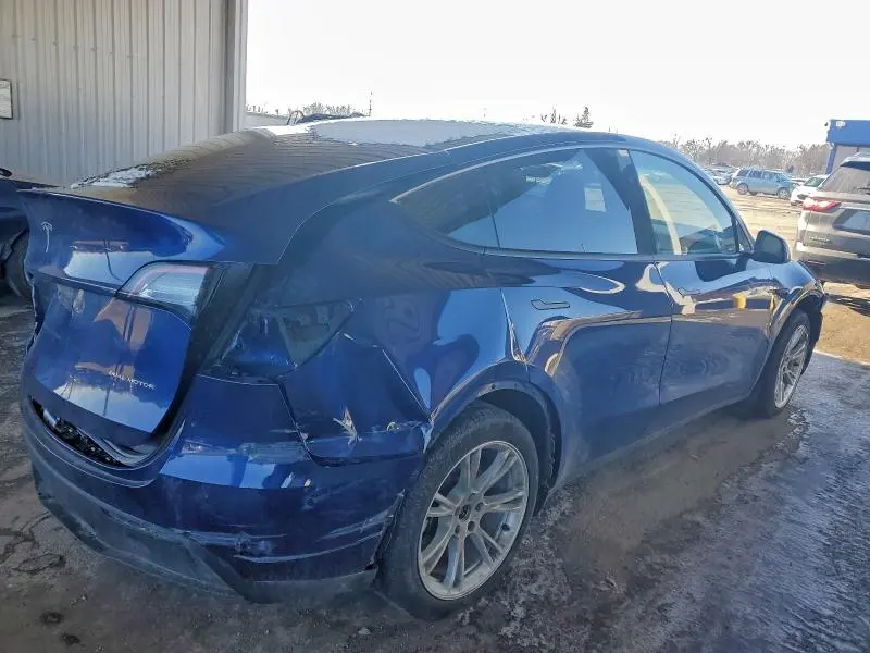2024 TESLA MODEL Y   