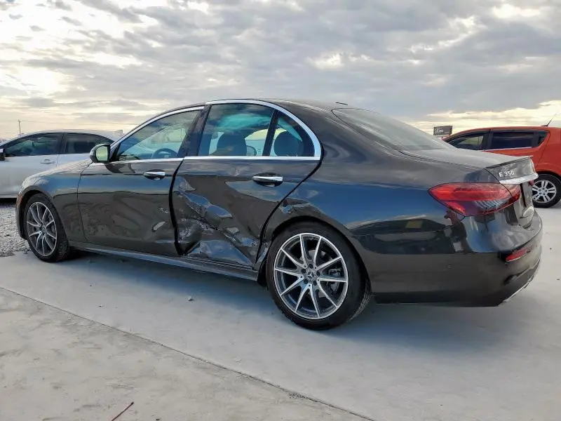 2022 MERCEDES-BENZ E 350  