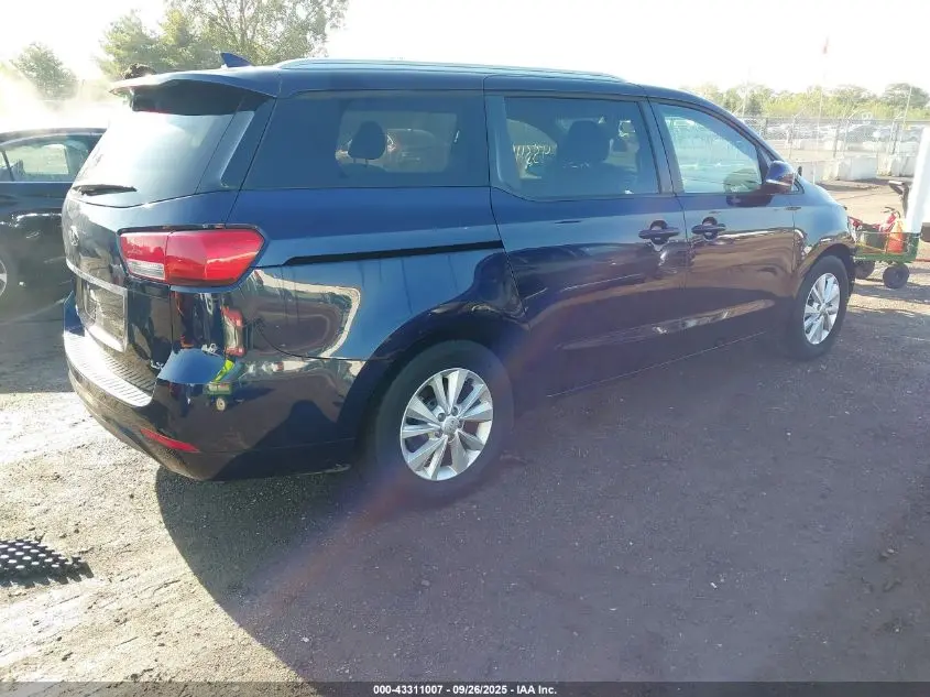 2018 KIA SEDONA LX