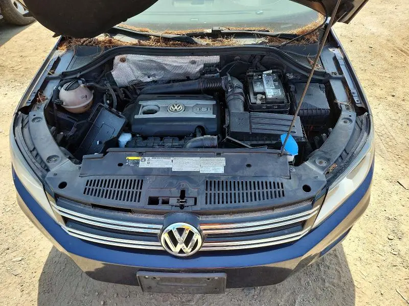 2016 VOLKSWAGEN TIGUAN S  
