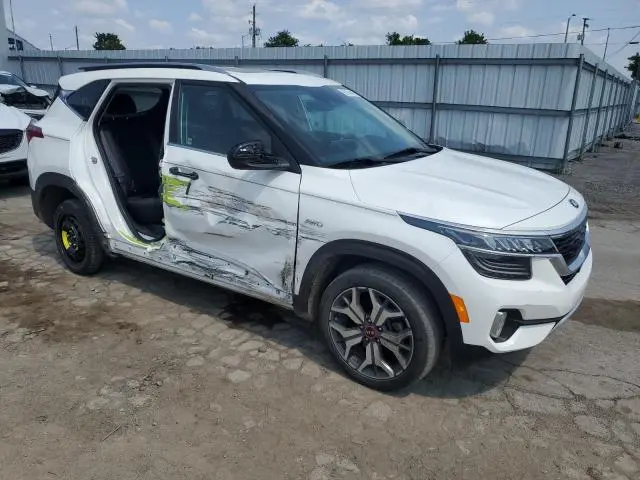 2021 KIA SELTOS SX  