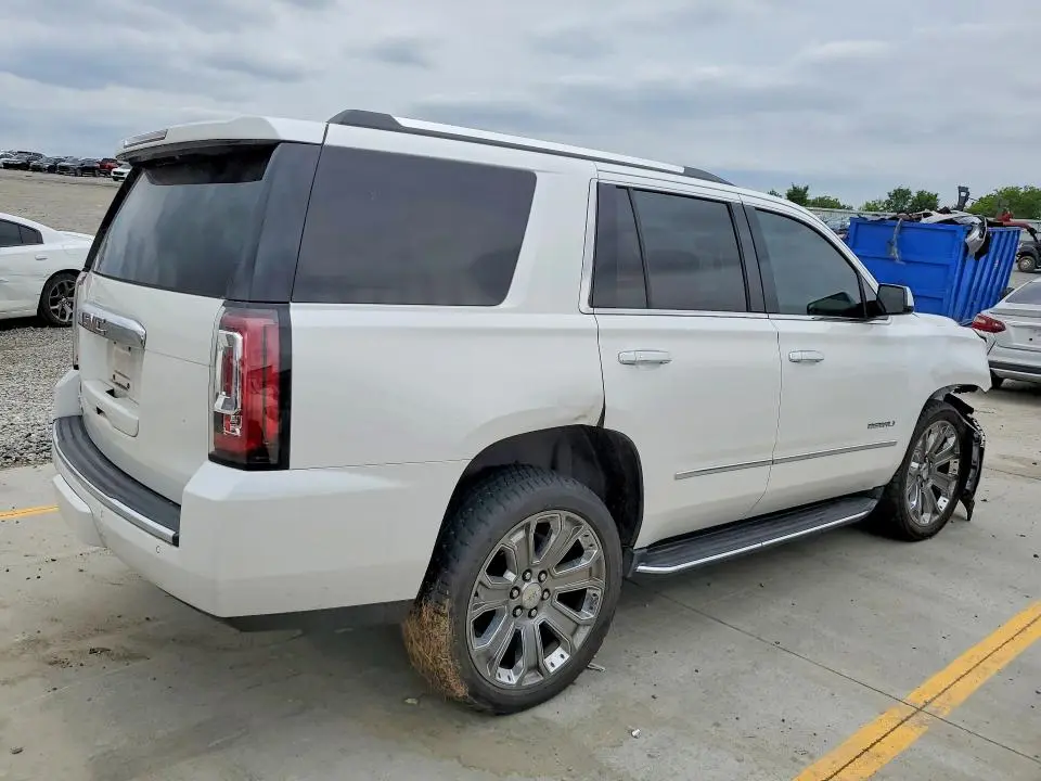 2017 GMC YUKON DENALI  