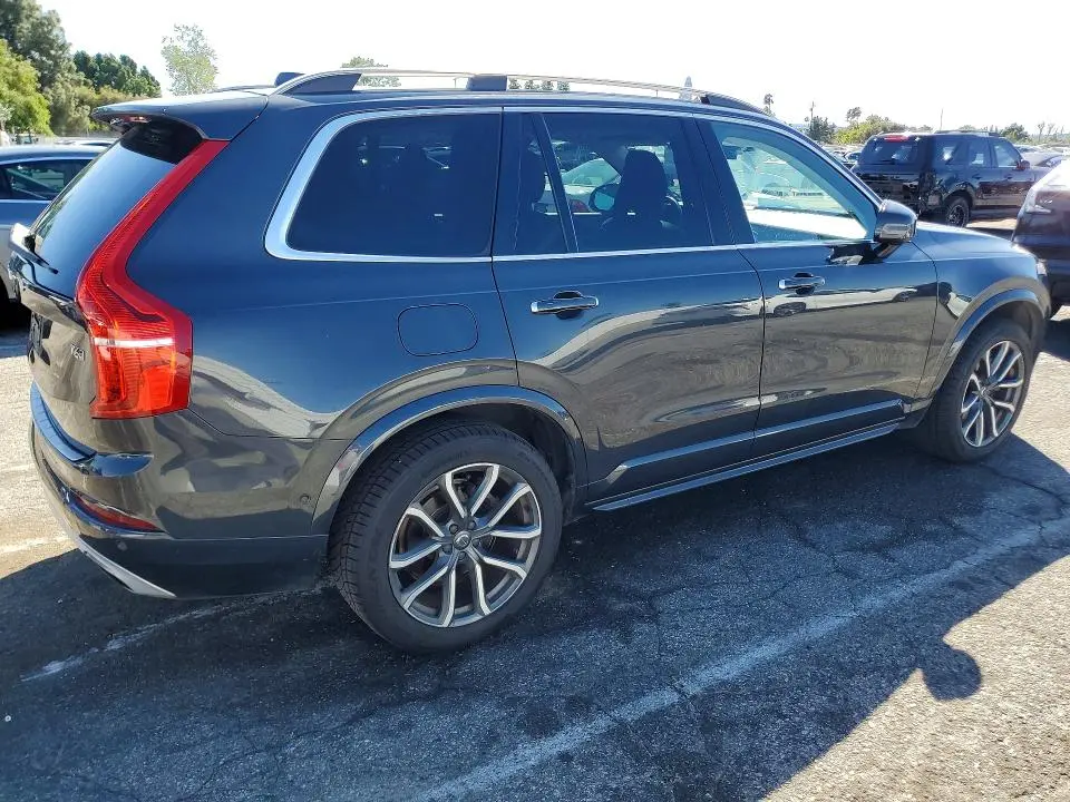2016 VOLVO XC90 T6  
