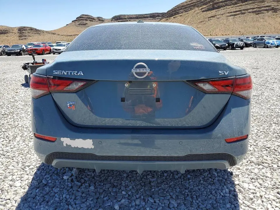 2024 NISSAN SENTRA SV  