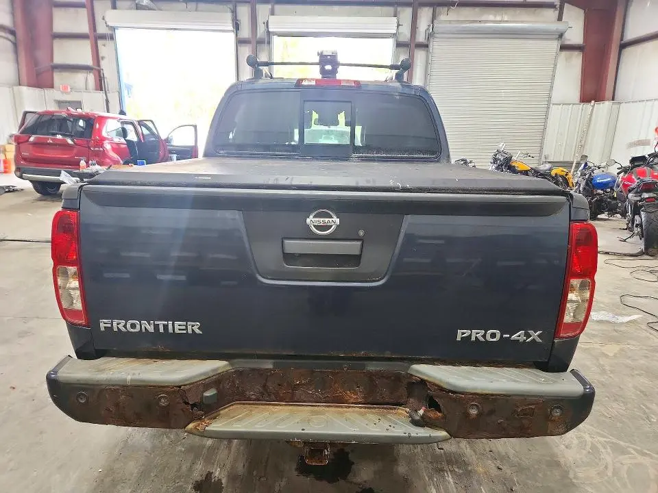 2014 NISSAN FRONTIER PRO-4X  
