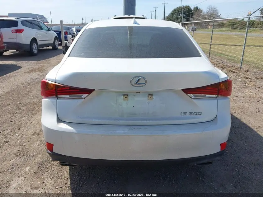 2019 LEXUS IS 300  