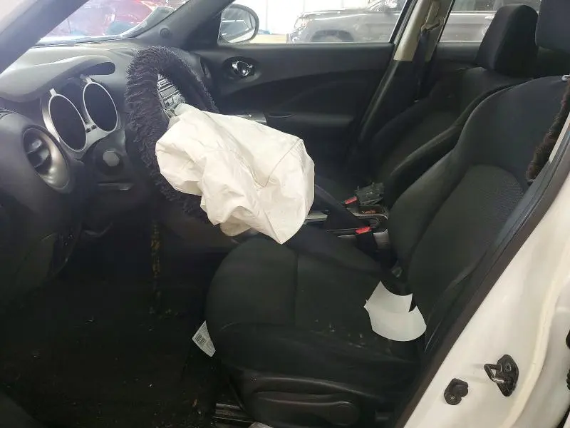 2014 NISSAN JUKE S  