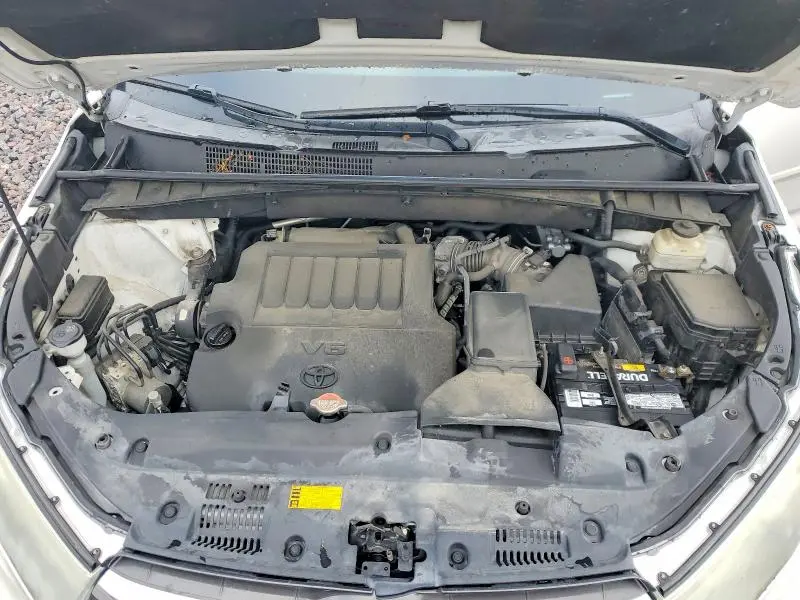 2016 TOYOTA HIGHLANDER LIMITED PLATINUM  