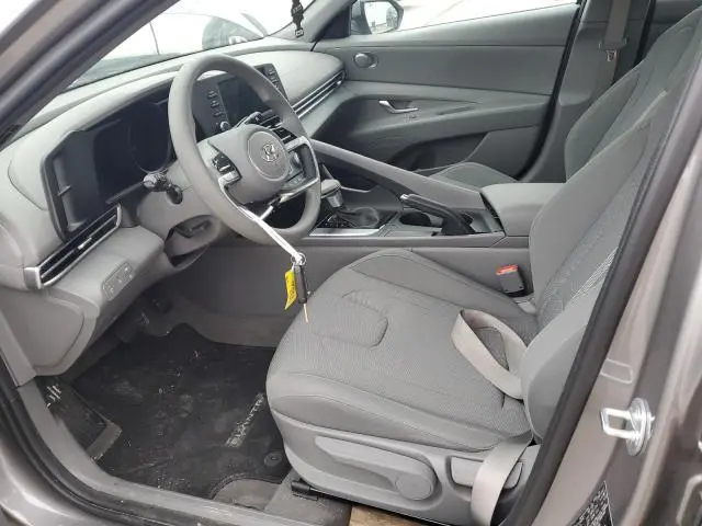 2023 HYUNDAI ELANTRA SE