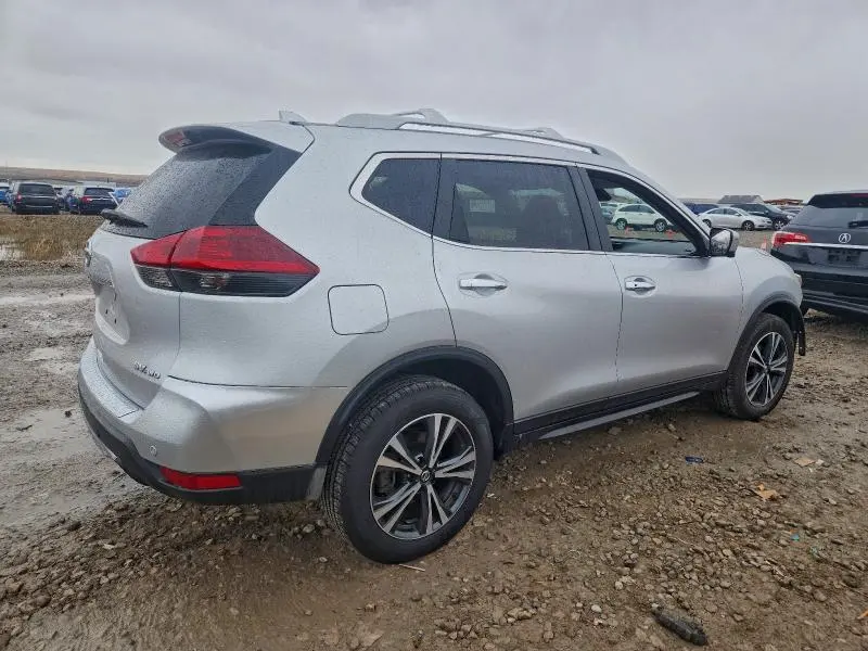 2019 NISSAN ROGUE S  