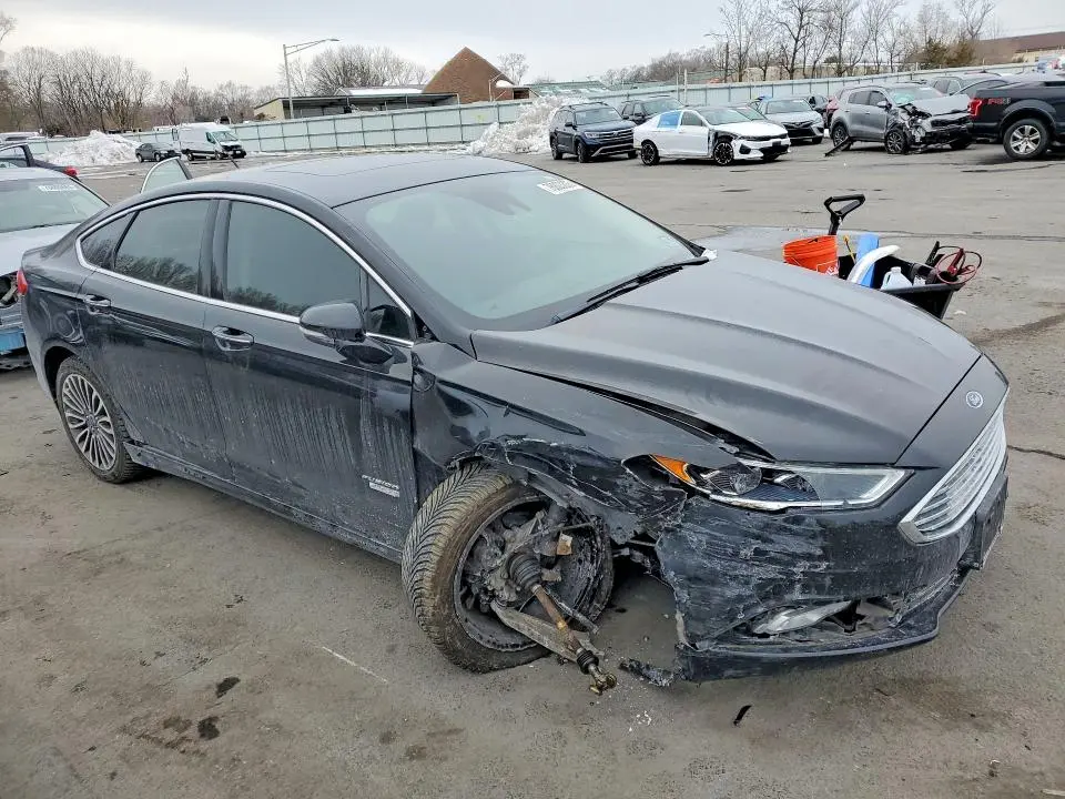 2017 FORD FUSION SE PHEV  