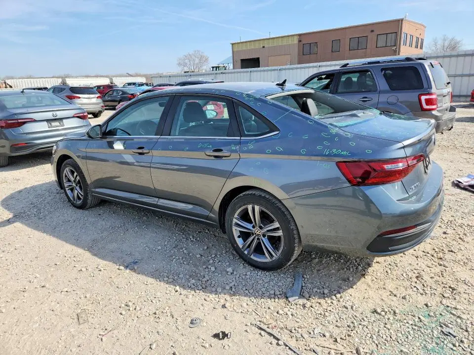 2022 VOLKSWAGEN JETTA SE  