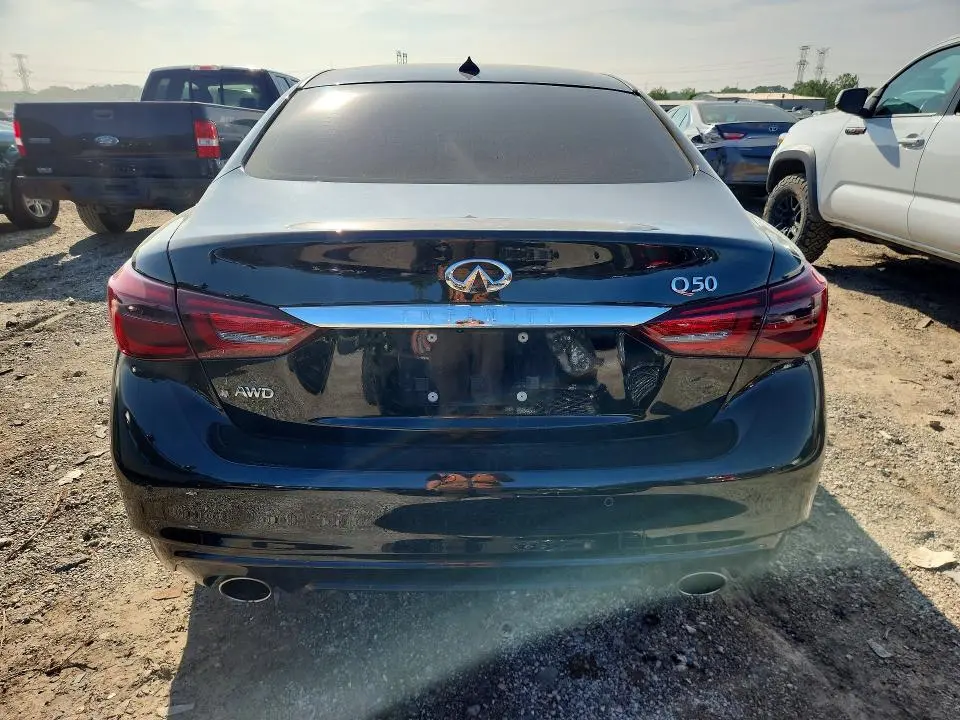 2023 INFINITI Q50 LUXE  