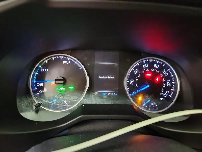2019 TOYOTA RAV4 LE  