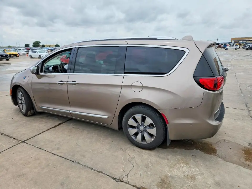 2018 CHRYSLER PACIFICA HYBRID LIMITED  
