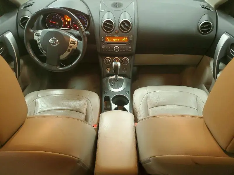 2010 NISSAN ROGUE S  