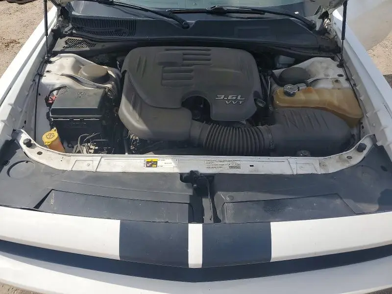 2013 DODGE CHALLENGER SXT  