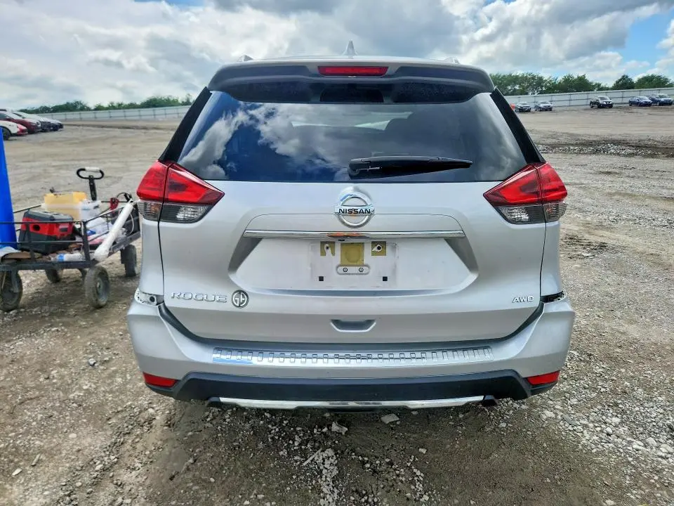2017 NISSAN ROGUE S  