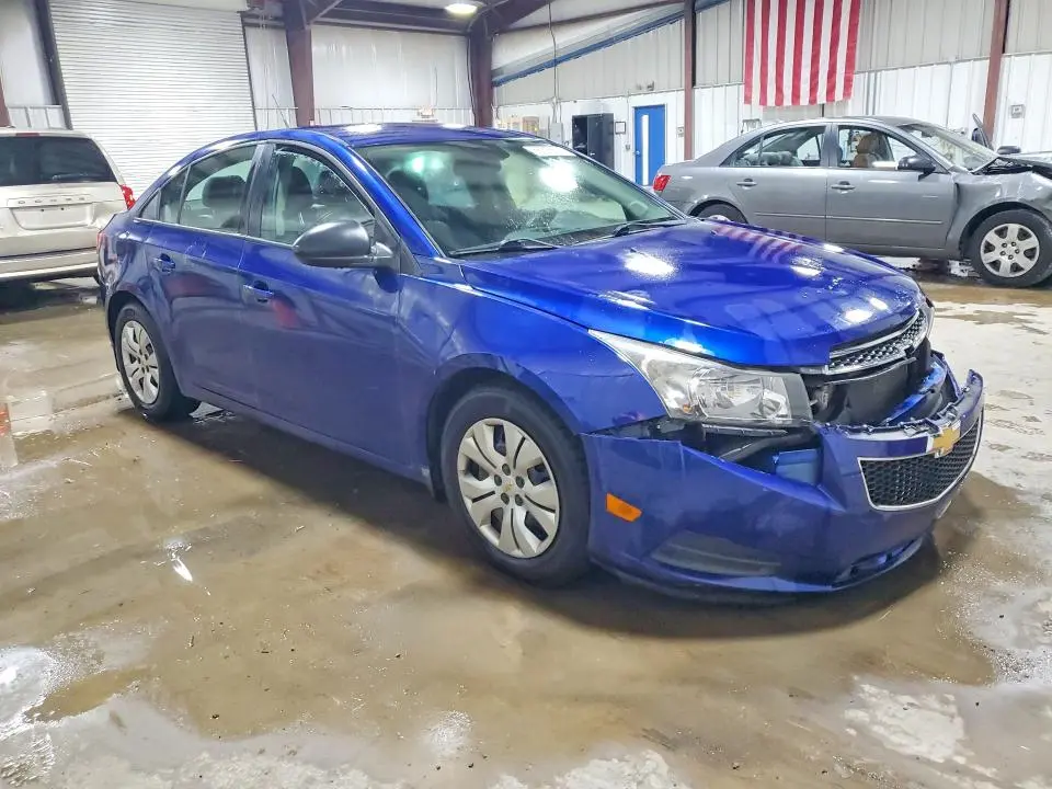 2013 CHEVROLET CRUZE LS  