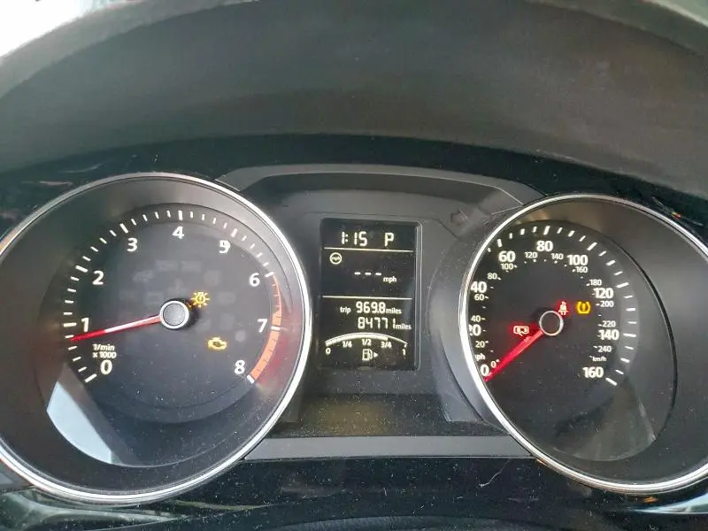 2016 VOLKSWAGEN JETTA SPORT  