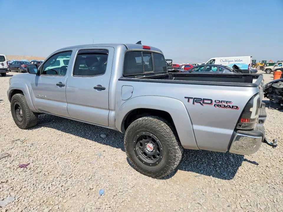 2015 TOYOTA TACOMA V6  
