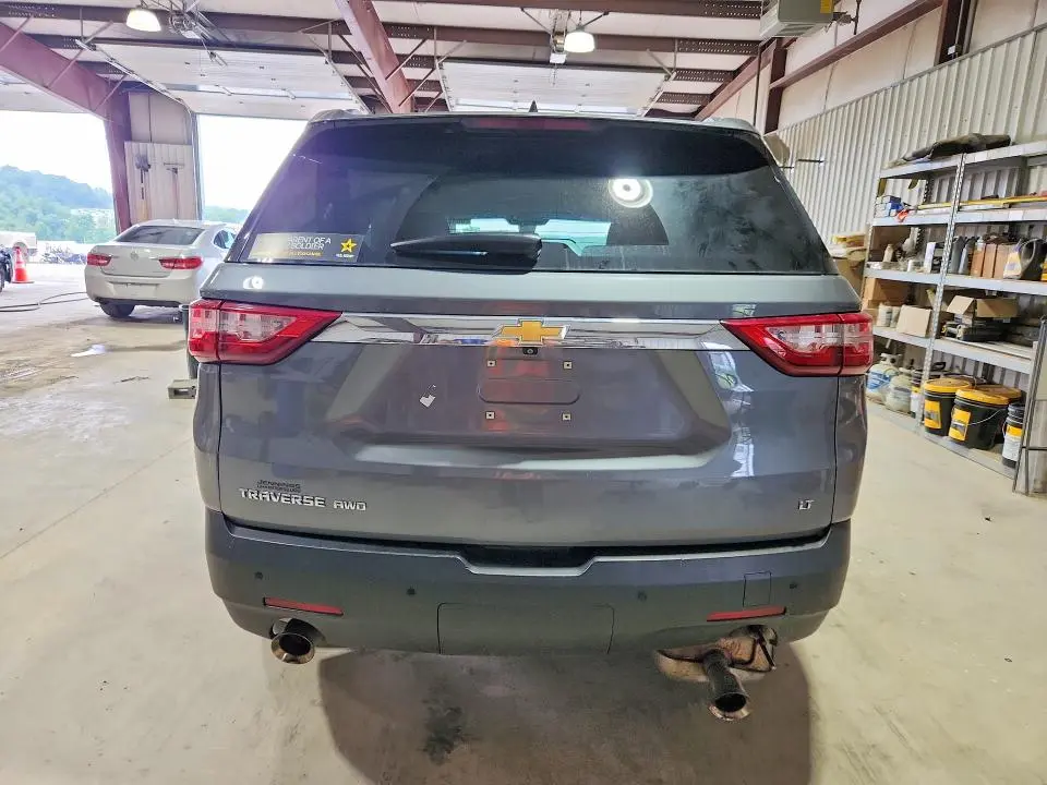 2020 CHEVROLET TRAVERSE LT  