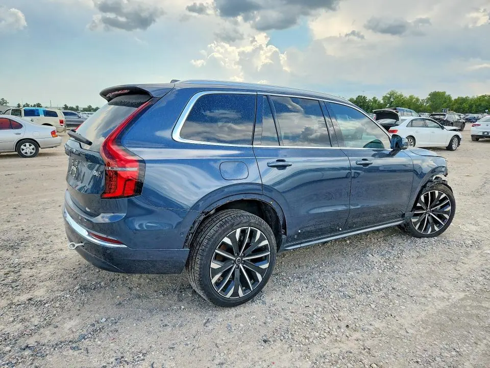 2026 VOLVO XC90 PLUS  