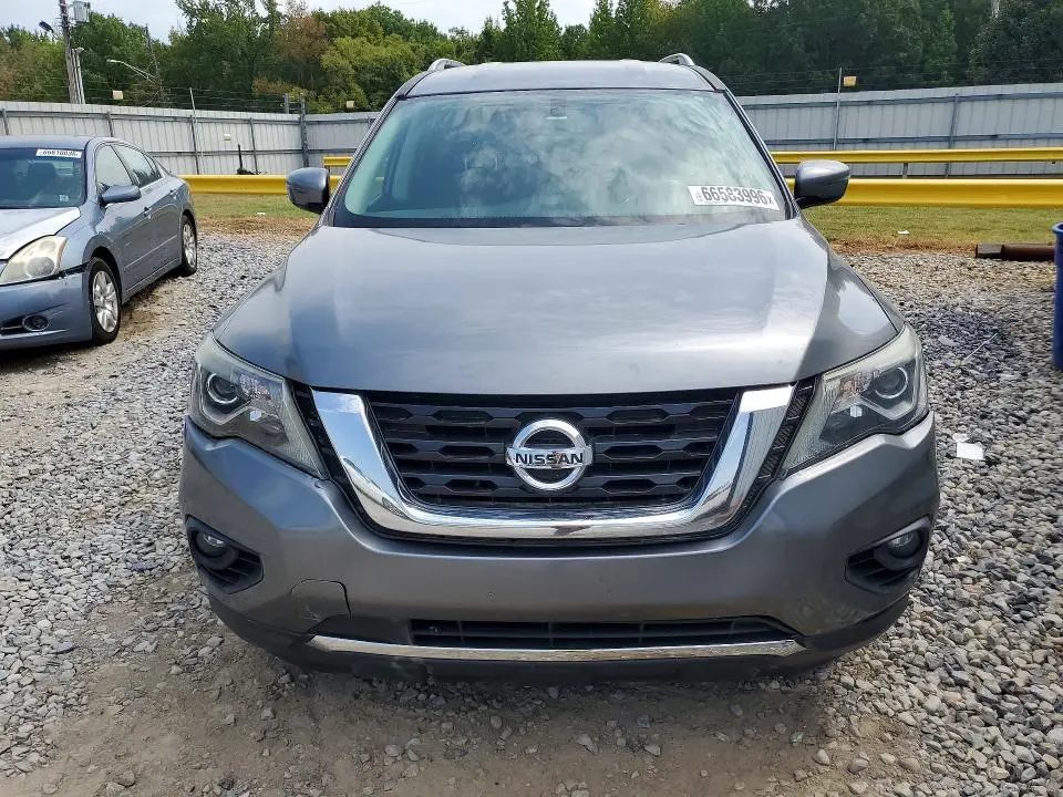 2017 NISSAN PATHFINDER SV  