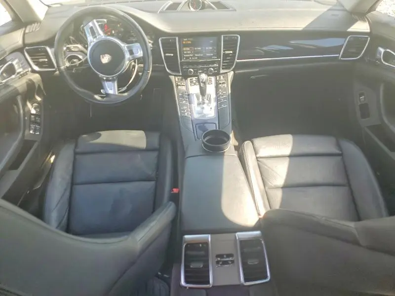 2016 PORSCHE PANAMERA 2  