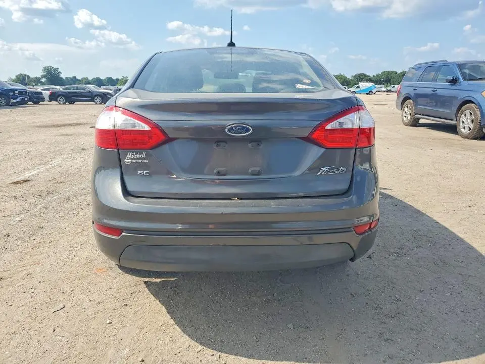 2017 FORD FIESTA SE  