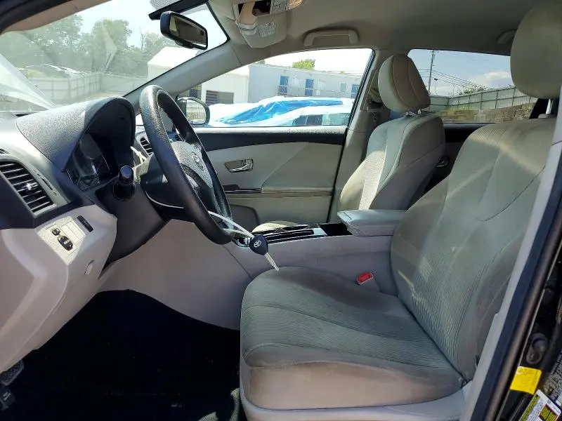 2012 TOYOTA VENZA LE  