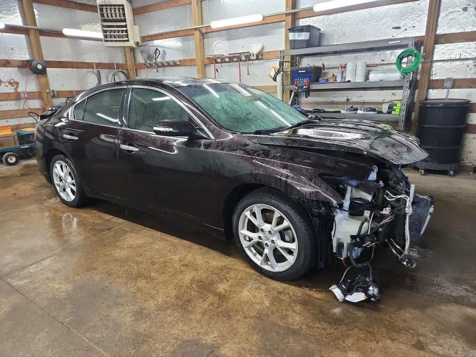 2013 NISSAN MAXIMA S  