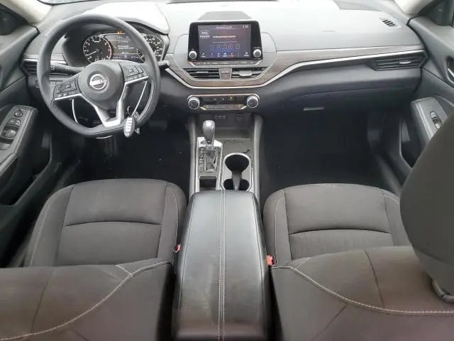 2024 NISSAN ALTIMA SV  