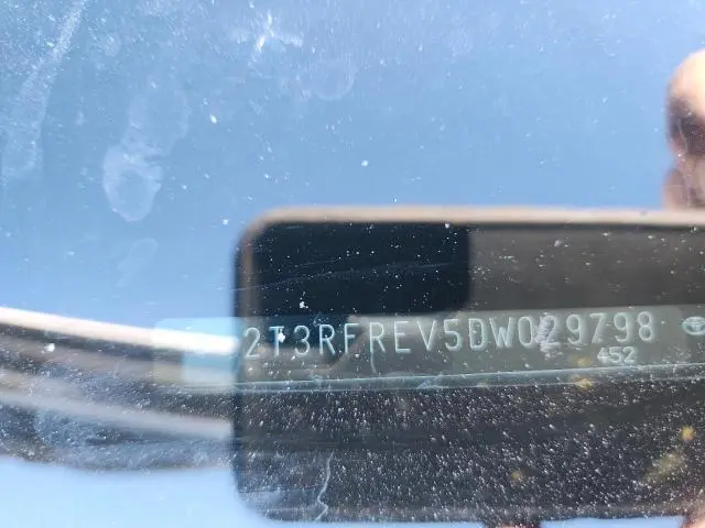 2013 TOYOTA RAV4 XLE  