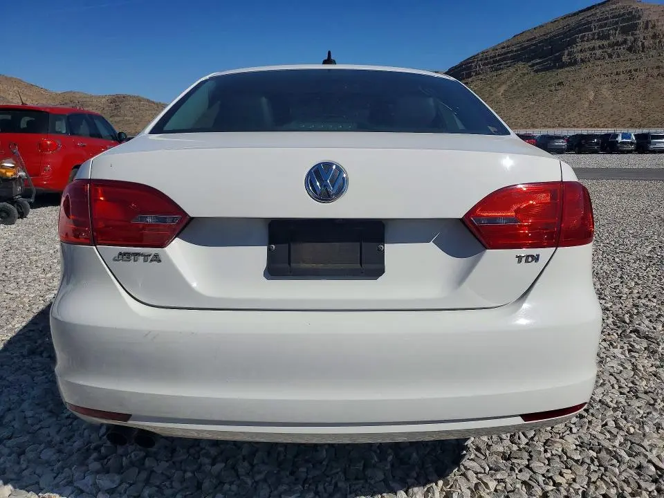2014 VOLKSWAGEN JETTA TDI  