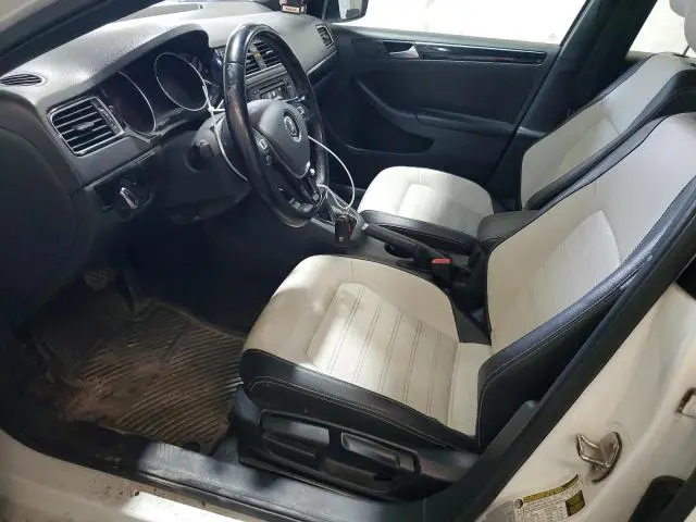 2015 VOLKSWAGEN JETTA SE  