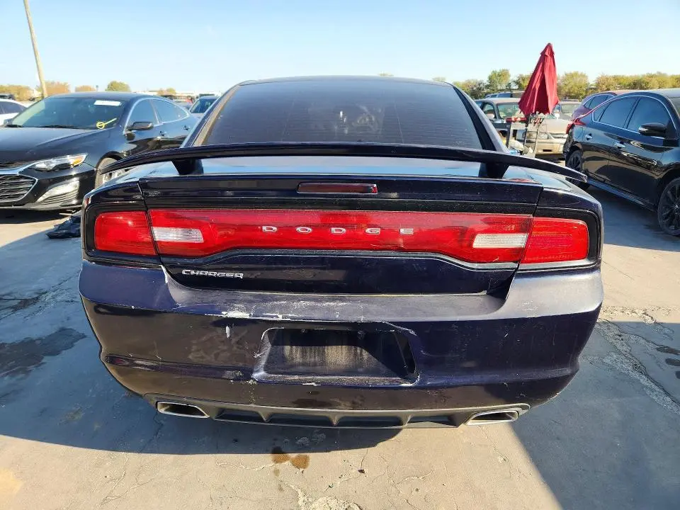 2012 DODGE CHARGER SE  
