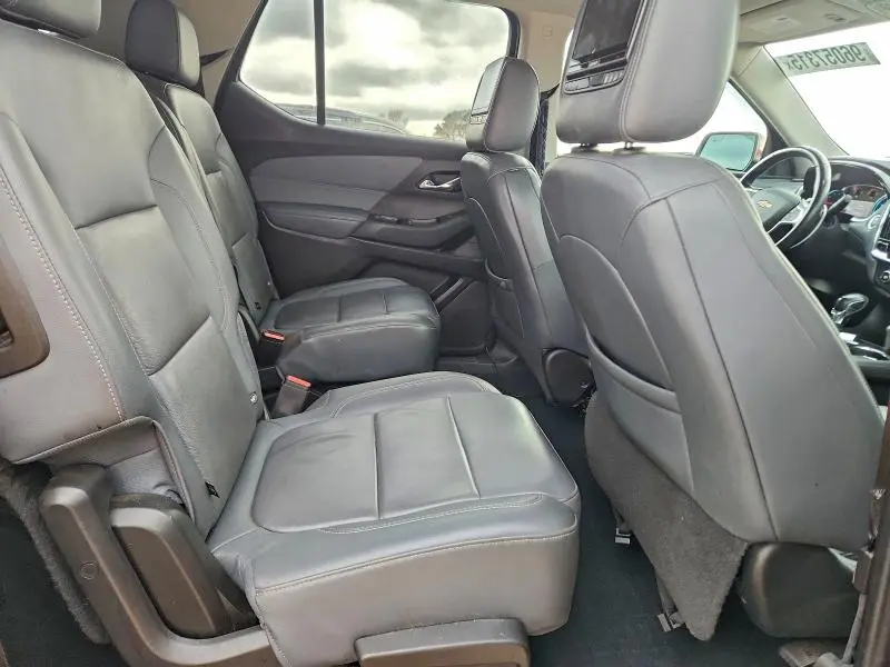 2021 CHEVROLET TRAVERSE LT  