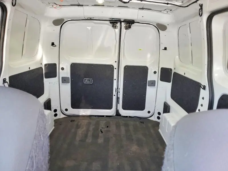 2020 NISSAN NV200 SV  