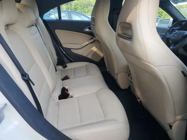 2018 MERCEDES-BENZ CLA 250 4MATIC  