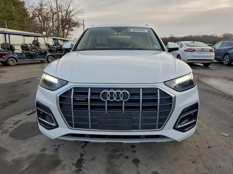 2024 AUDI Q5 PREMIUM 40  