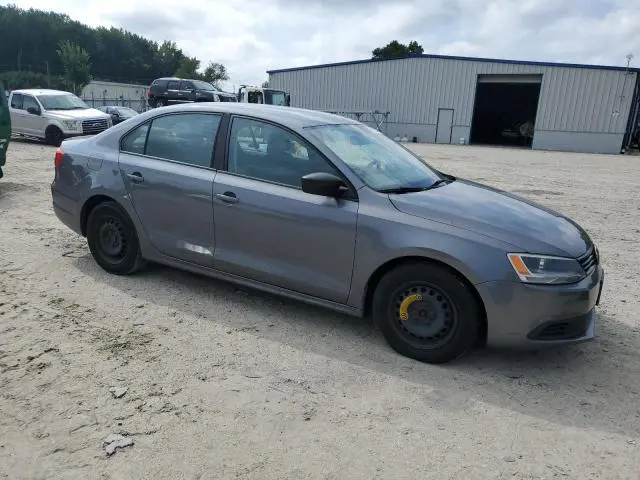 2011 VOLKSWAGEN JETTA BASE  