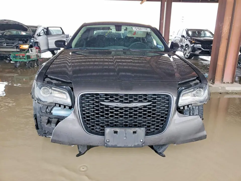 2023 CHRYSLER 300 TOURING  