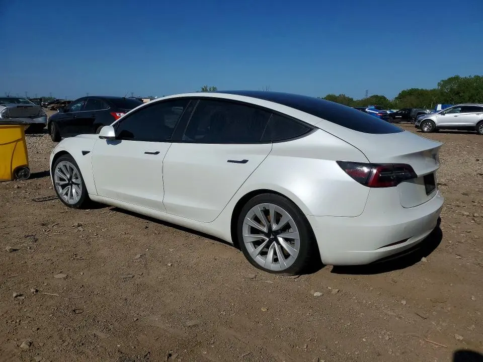 2021 TESLA MODEL 3   