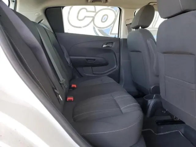 2016 CHEVROLET SONIC LT  