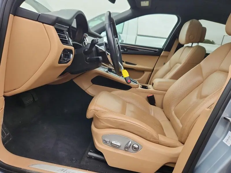 2020 PORSCHE MACAN S  