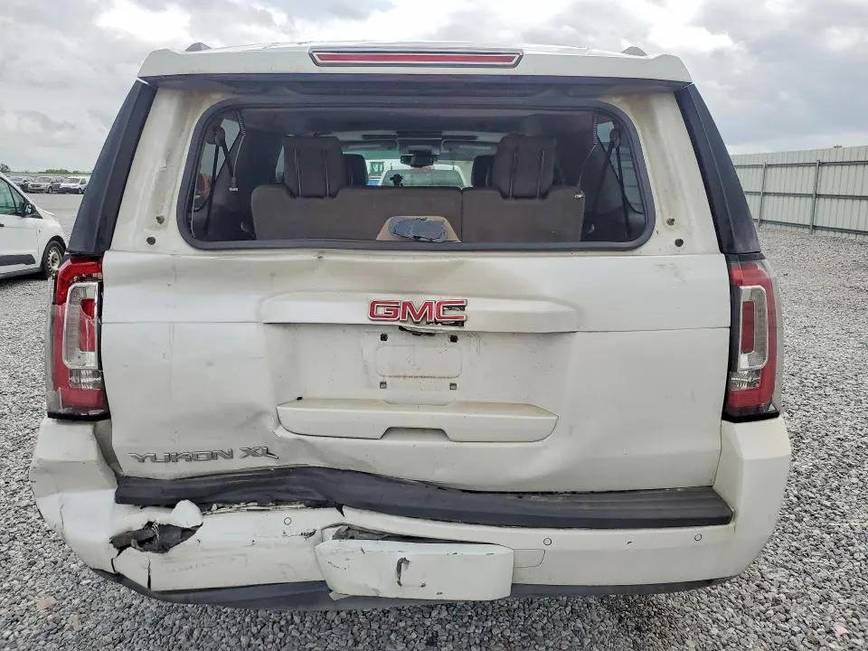 2018 GMC YUKON XL C1500 SLT  
