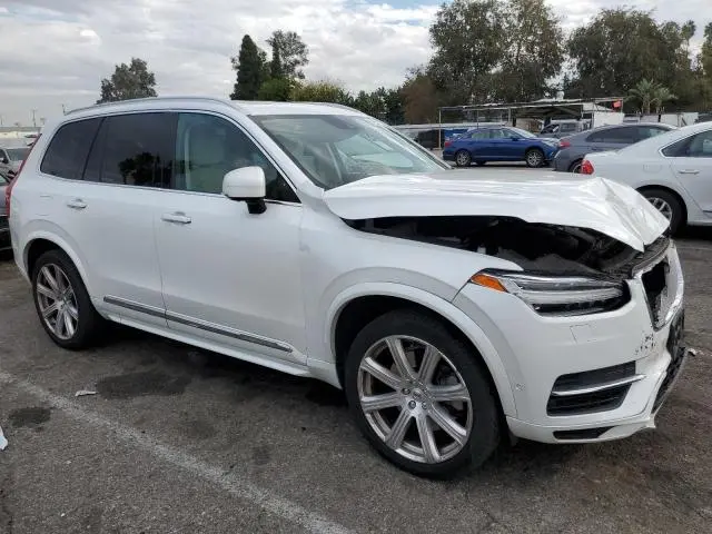2017 VOLVO XC90 T8  
