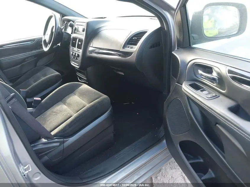 2016 DODGE GRAND CARAVAN SE PLUS